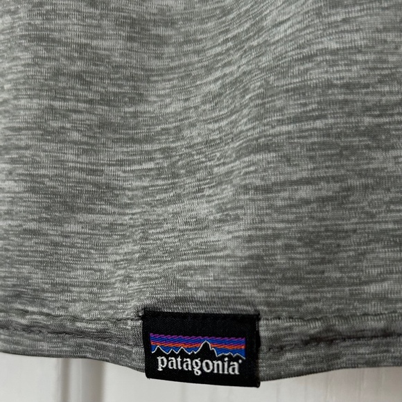 Patagonia Capilene Daily Baselayer Vneck Tshirt Medium Heather Gray - Picture 4 of 4